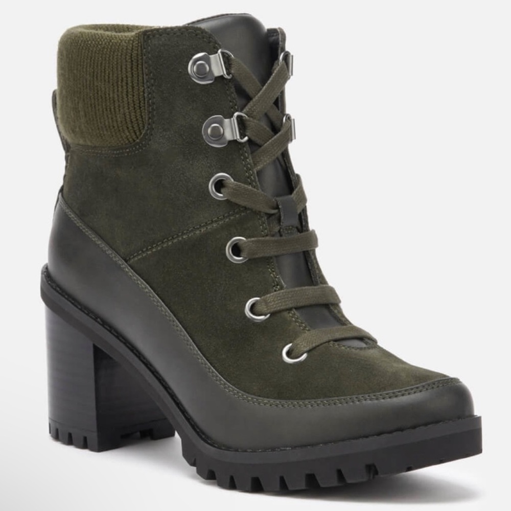 UGGS Women’s Redwood suede lace up heeled boot